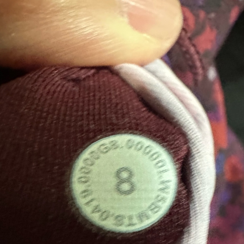 62. Lululemon lunar new year wunder under sz 8 - Picture 6 of 11